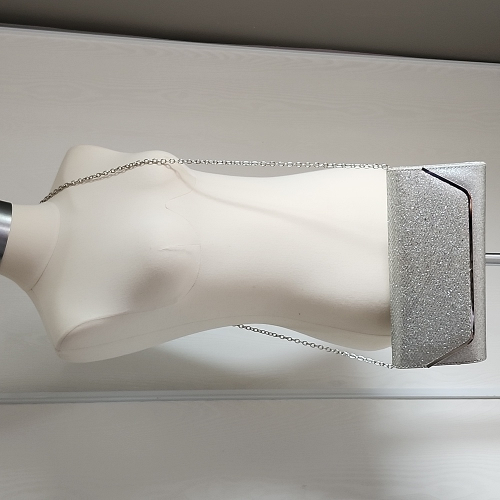 ALDO Silver Glitter Clutch - Picture 7 of 11